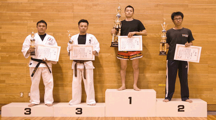 ��15�񐼓��{�O���[�u���I�茠���